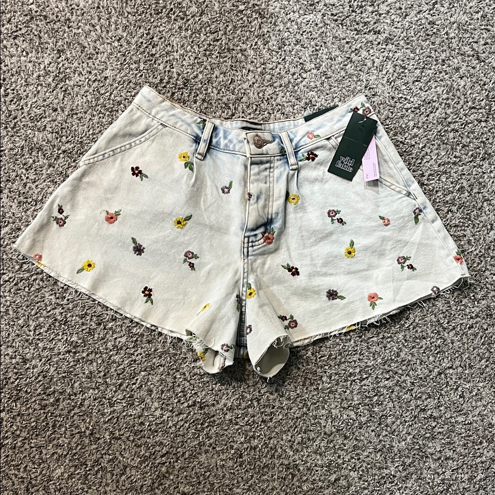Floral Embroidered Women Shorts